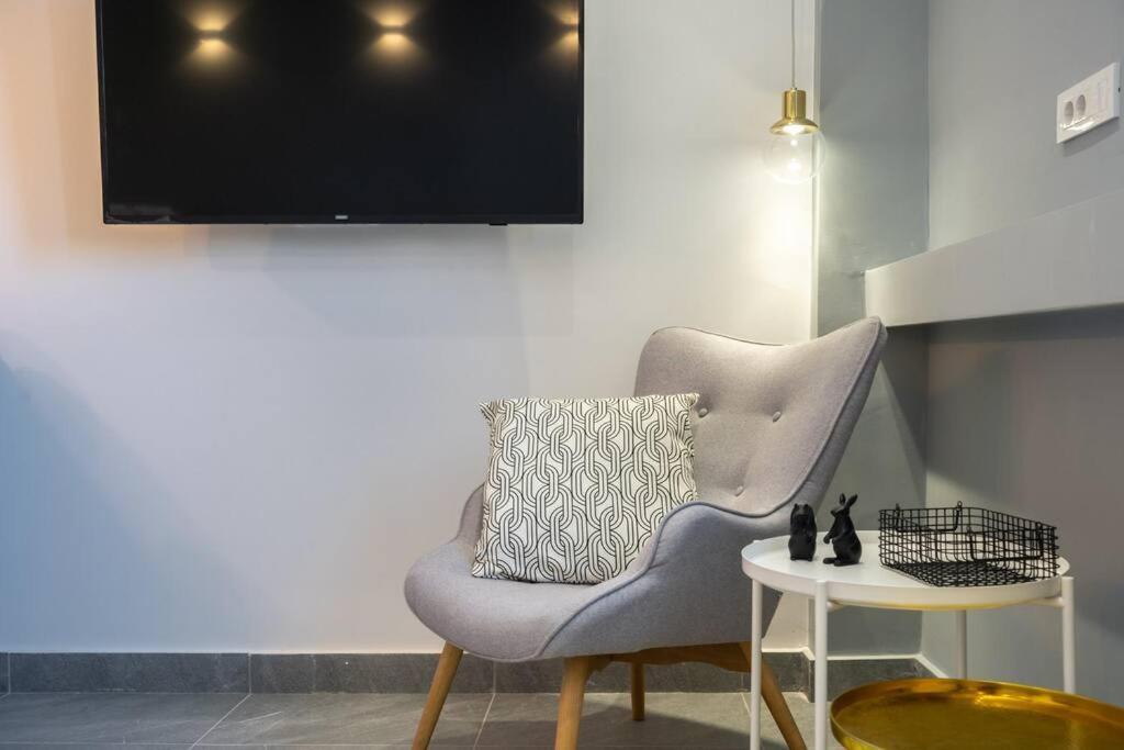 Stylish Apartament Magheru Βουκουρέστι Εξωτερικό φωτογραφία